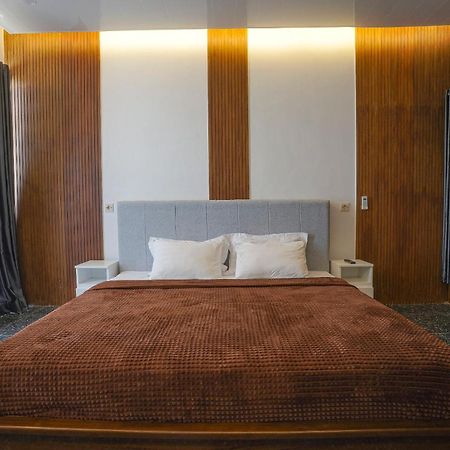 Azana Essence Villa Tabitha Lombok Bumbang Exterior foto