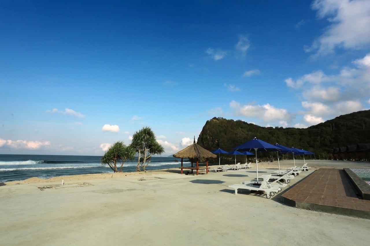Azana Essence Villa Tabitha Lombok Bumbang Exterior foto